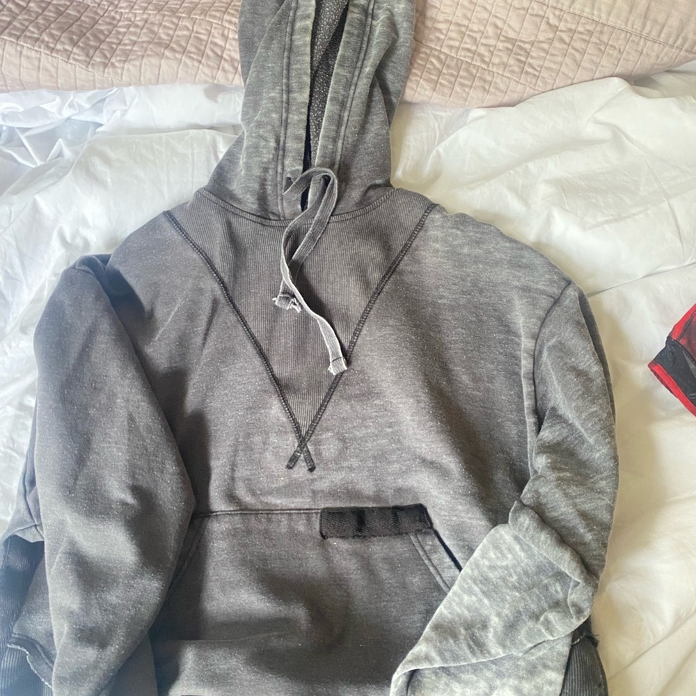 urban outfitters sweatshirt